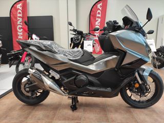 Honda Forza 750 2025-thumb-7