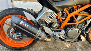 KTM 390 Duke 2016 ABS-thumb-2