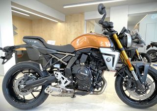 Suzuki 2025 GSX 8T  ΓΝΗΣΙΑ Ή ΕΠΩΝΥΜΑ ΑΞΕΣΟΥΑΡ-thumb-3
