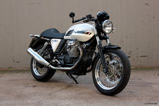 Moto Guzzi V7 Classic 2012