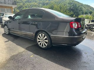 Volkswagen Passat 2010 R LINE-thumb-1