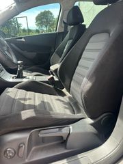 Volkswagen Passat 2010 R LINE-thumb-5
