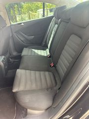 Volkswagen Passat 2010 R LINE-thumb-6