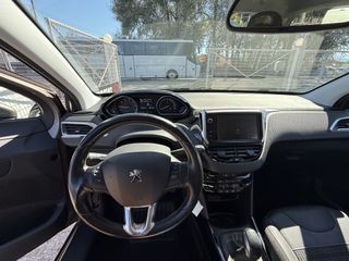 Peugeot 2008 2017 1.2 PURETECH Allure-thumb-12