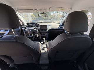 Peugeot 2008 2017 1.2 PURETECH Allure-thumb-19