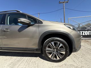 Peugeot 2008 2017 1.2 PURETECH Allure-thumb-6