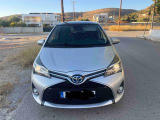 Toyota Yaris 2016 HYBRID PANORAMA NAVIGATION AUTOMATIC