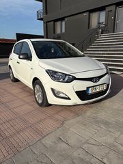 Hyundai i 20 2014-thumb-1