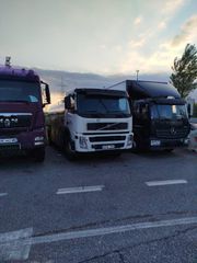 Σασί Volvo 2003 FM 9 380-thumb-1