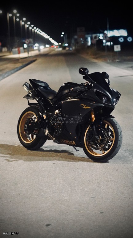 Yamaha YZF-R1 2010 BIG BANG