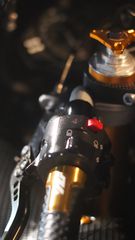 Yamaha YZF-R1 2010 BIG BANG-thumb-24