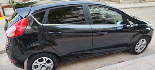 Ford Fiesta 2015 titanium
