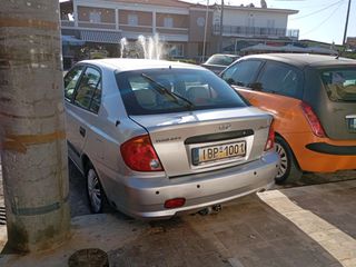 Hyundai Accent 2005 Σε αριστη κατασταση,με υγραεριο,Αμεσα μεταβιβασιμο