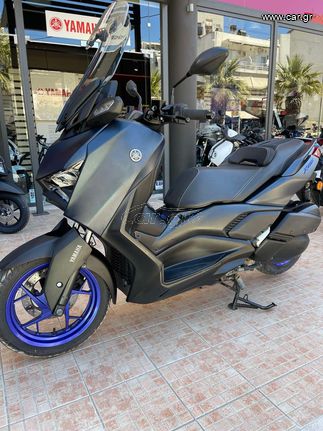 Yamaha X-Max 300 2023