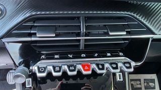Peugeot 208 2021 1.2 PURETECH 102 ALLURE PACK-thumb-47
