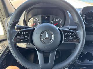 Mercedes-Benz Sprinter 2023 "317" L3H2-thumb-13