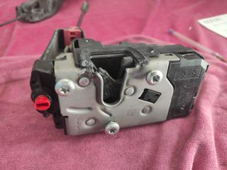 Opel astra κλειδαριά οπ δεξια 13228372