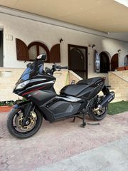 Aprilia SRV 850 2012-thumb-6