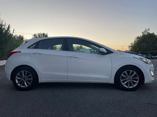 Hyundai i 30 2016 1.6 CRDI BLUE COMFORT-thumb-5