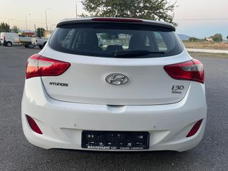 Hyundai i 30 2016 1.6 CRDI BLUE COMFORT-thumb-9