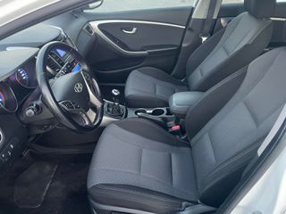 Hyundai i 30 2016 1.6 CRDI BLUE COMFORT-thumb-14