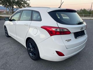 Hyundai i 30 2016 1.6 CRDI BLUE COMFORT-thumb-10
