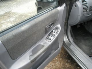 Hyundai Accent 2001-thumb-13