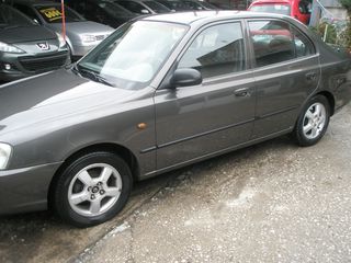 Hyundai Accent 2001-thumb-3