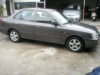 Hyundai Accent 2001-thumb-5