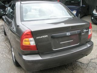 Hyundai Accent 2001-thumb-8
