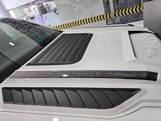 Ford Raptor 2024-thumb-9
