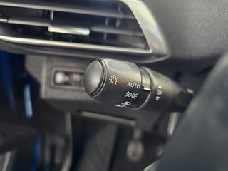 Peugeot 3008 2022 1.2 Puretech 130 Active Pack-thumb-18