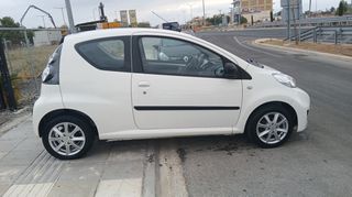 Peugeot 107 2011 1.0 filou έκδοση-thumb-3