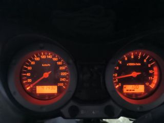 Suzuki V-Strom 1000 2005-thumb-1