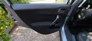 Peugeot 2008 2018 1.2 VTi Active 77.000χλμ-thumb-18
