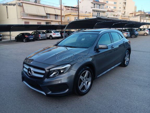Mercedes-Benz GLA 180 2015 AMG line