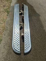 Πωλούνται λάστιχα Μεταχειρισμενα και  πλαϊνά για L200