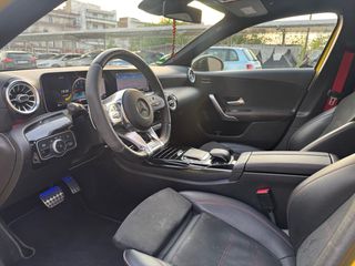 Mercedes-Benz A 45 AMG 2020-thumb-8