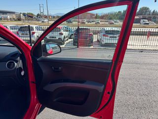 Hyundai i 10 2011 1100 INTUITIVE ET STYLE-thumb-41