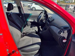 Hyundai i 10 2011 1100 INTUITIVE ET STYLE-thumb-26