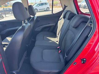 Hyundai i 10 2011 1100 INTUITIVE ET STYLE-thumb-35