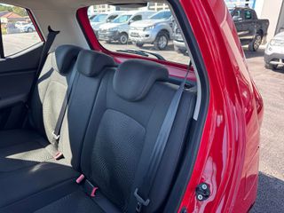 Hyundai i 10 2011 1100 INTUITIVE ET STYLE-thumb-36