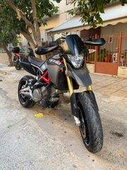 Aprilia Dorsoduro 750 2011 FACTORY