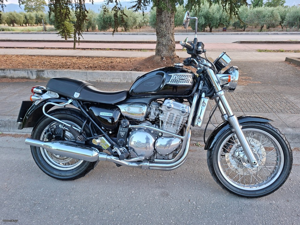 Triumph Thunderbird 1995 με πολλά extra