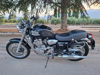 Triumph Thunderbird 1995 με πολλά extra-thumb-6
