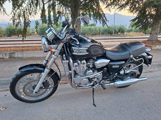 Triumph Thunderbird 1995 με πολλά extra-thumb-7
