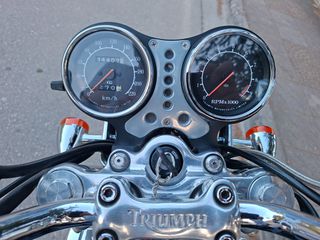 Triumph Thunderbird 1995 με πολλά extra-thumb-13