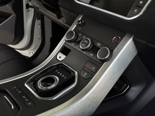 Land Rover Range Rover Evoque 2016-thumb-22