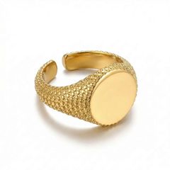 Classic ring gold