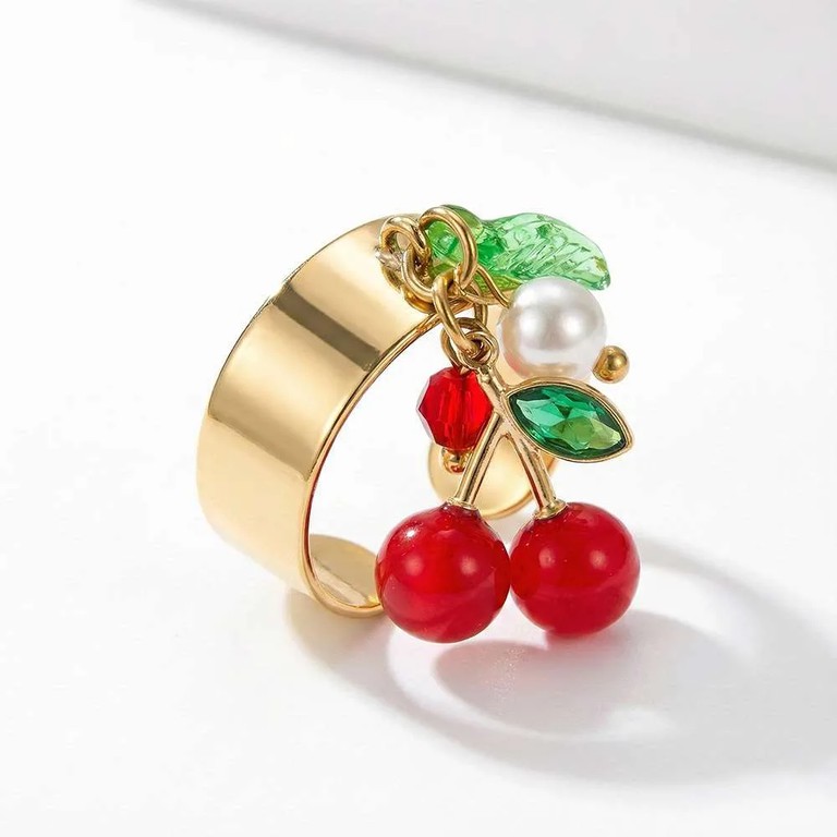 Cherry gold universal ring